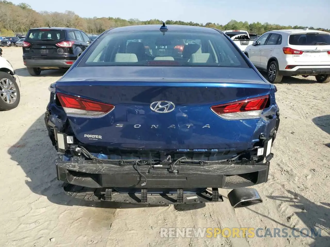 6 Photograph of a damaged car 5NPE34AF4KH738087 HYUNDAI SONATA 2019