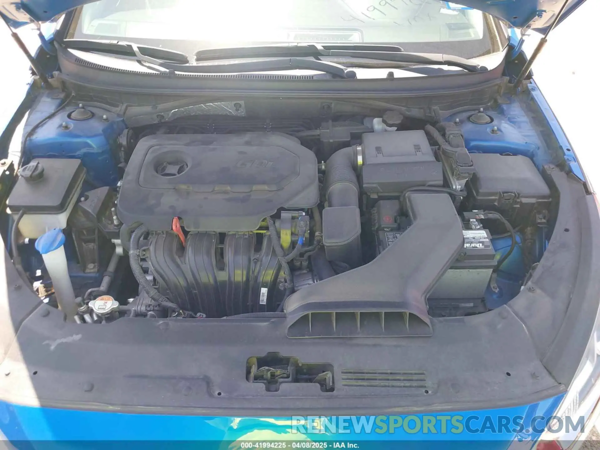 10 Photograph of a damaged car 5NPE34AF4KH748957 HYUNDAI SONATA 2019