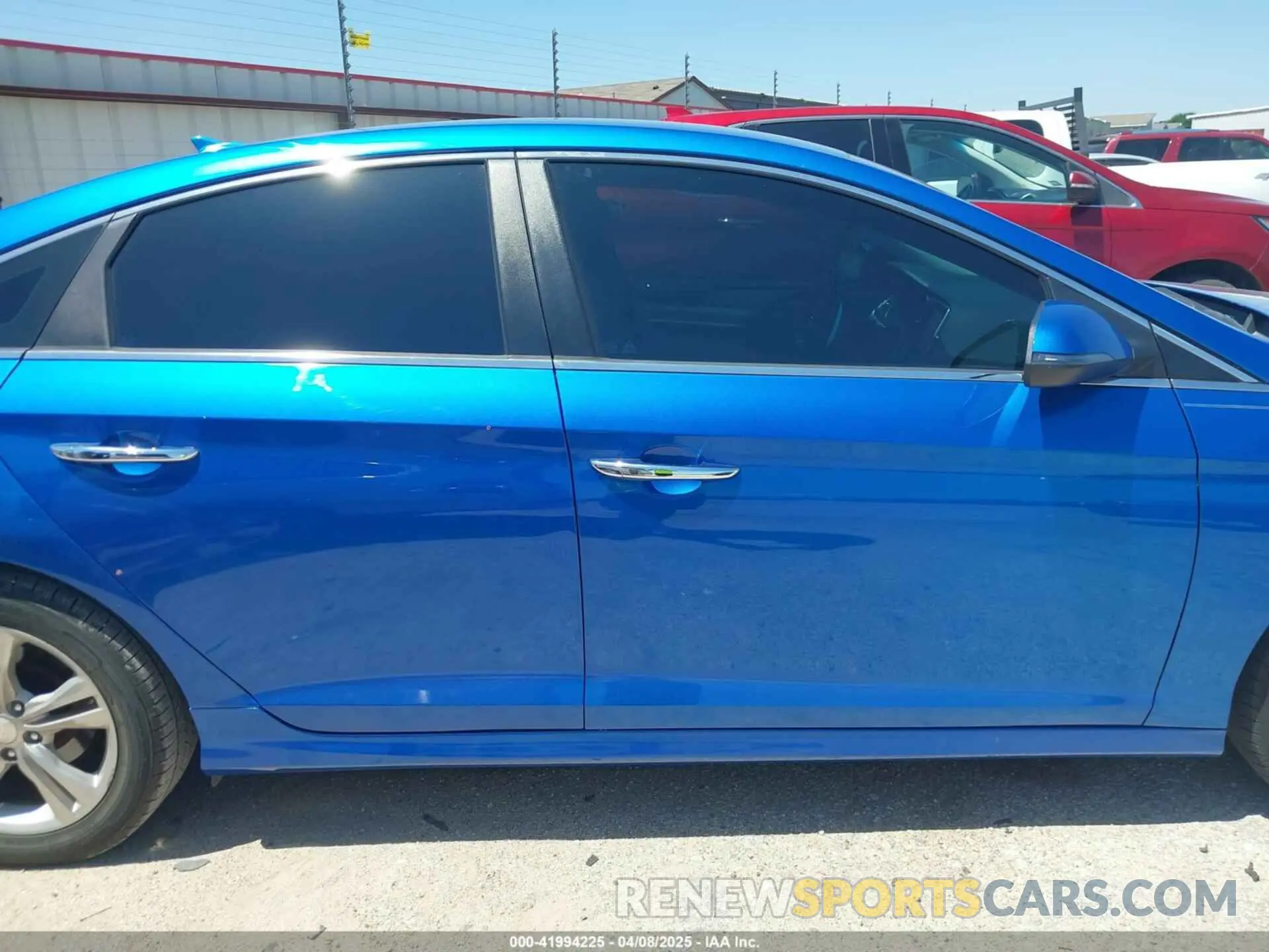 12 Photograph of a damaged car 5NPE34AF4KH748957 HYUNDAI SONATA 2019