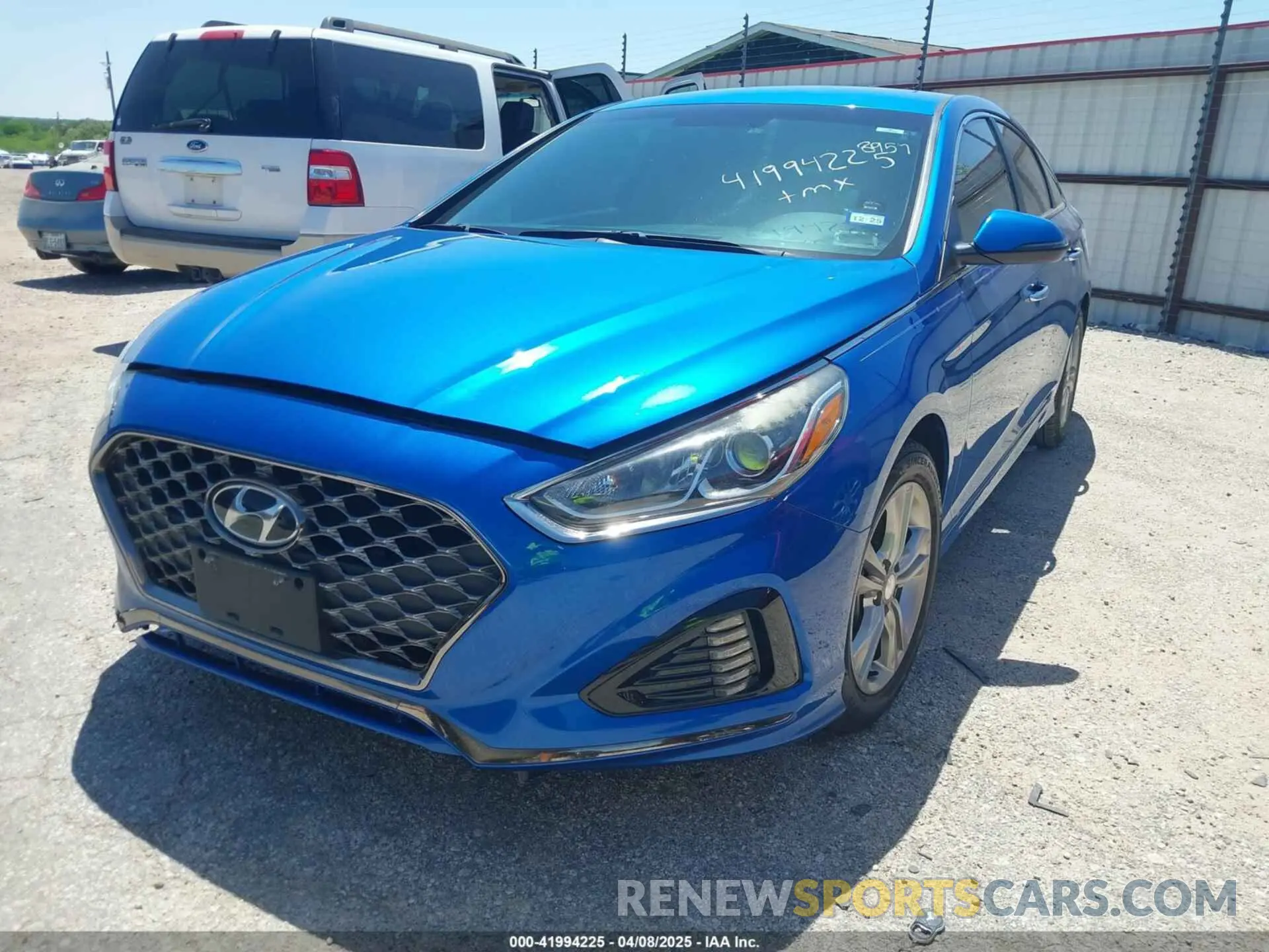 2 Photograph of a damaged car 5NPE34AF4KH748957 HYUNDAI SONATA 2019