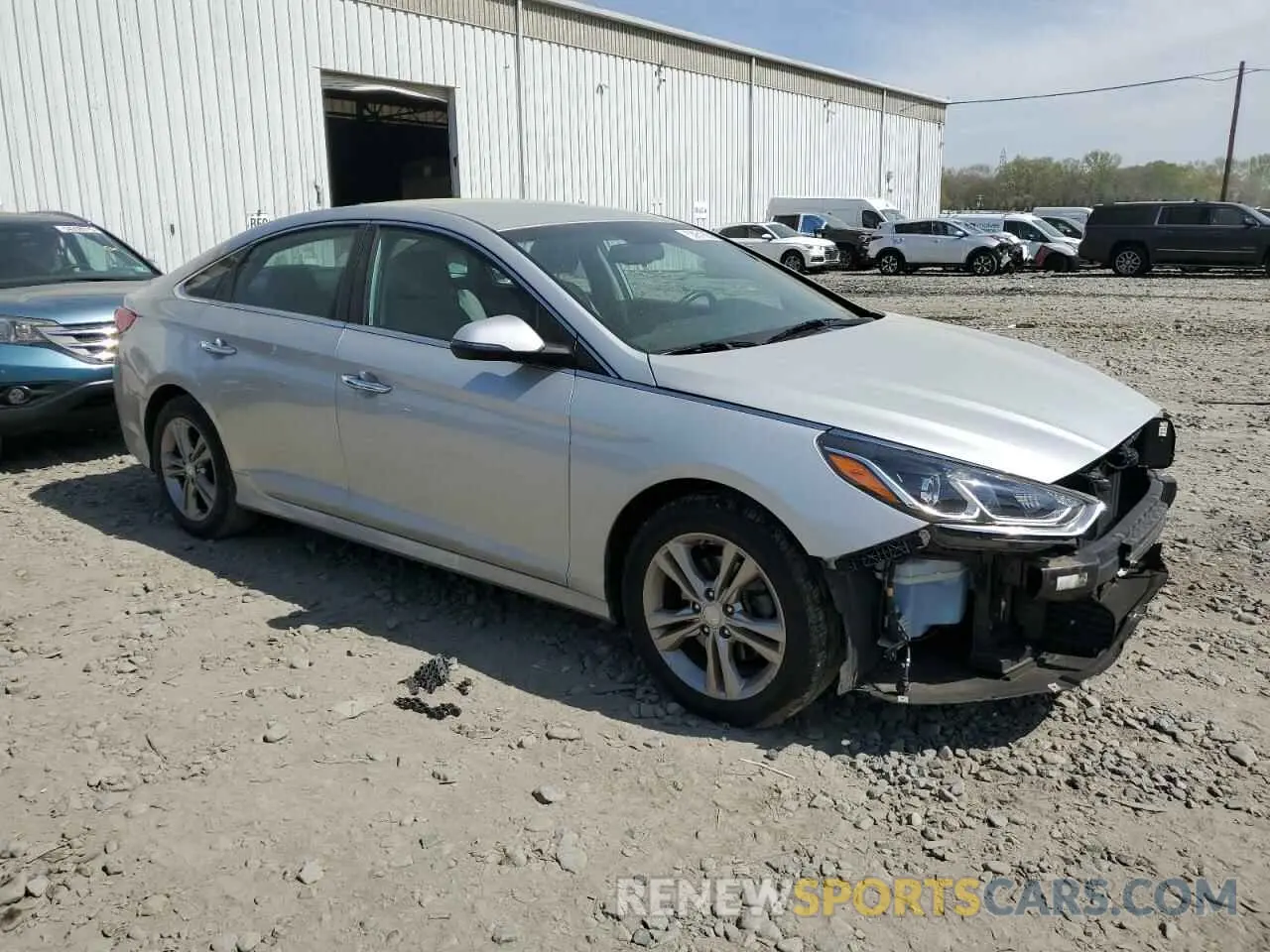 4 Photograph of a damaged car 5NPE34AF4KH756850 HYUNDAI SONATA 2019