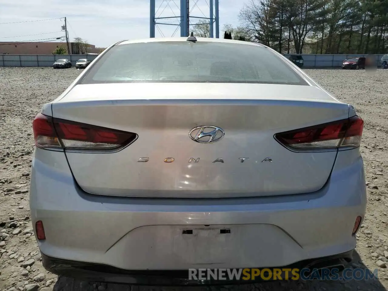 6 Photograph of a damaged car 5NPE34AF4KH756850 HYUNDAI SONATA 2019