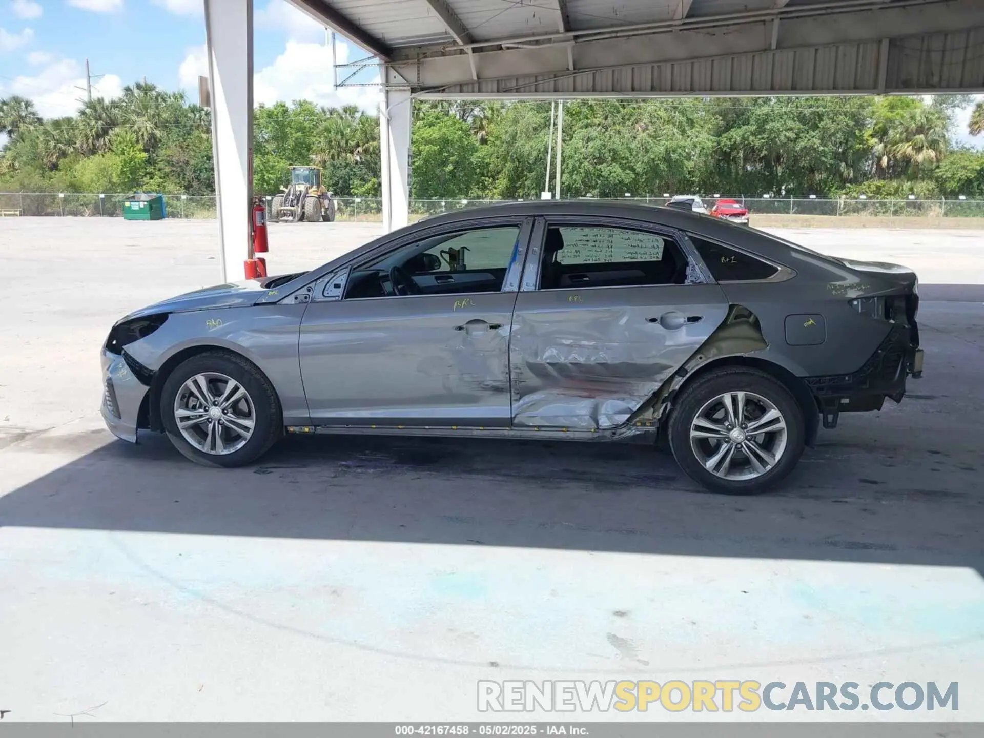 15 Photograph of a damaged car 5NPE34AF4KH764415 HYUNDAI SONATA 2019