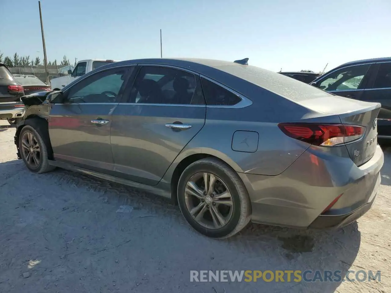 2 Photograph of a damaged car 5NPE34AF4KH767024 HYUNDAI SONATA 2019