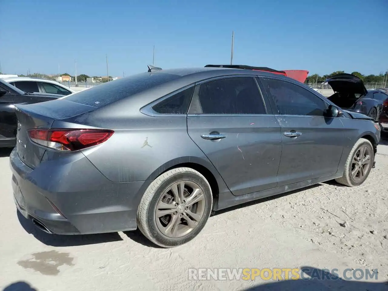 3 Photograph of a damaged car 5NPE34AF4KH767024 HYUNDAI SONATA 2019