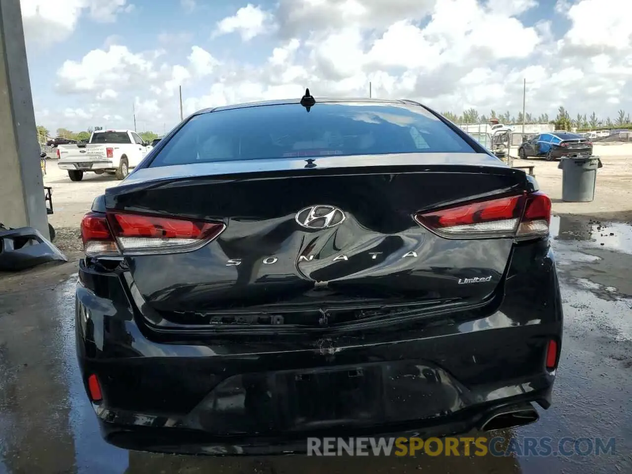 6 Photograph of a damaged car 5NPE34AF4KH776631 HYUNDAI SONATA 2019