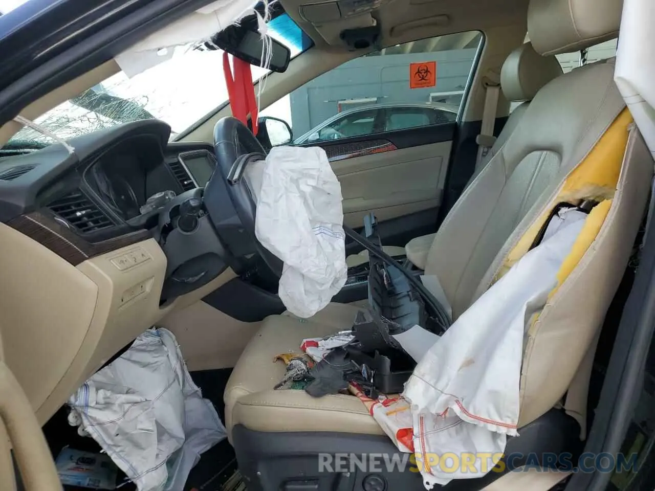 7 Photograph of a damaged car 5NPE34AF4KH776631 HYUNDAI SONATA 2019