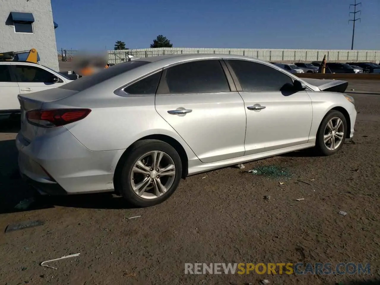 3 Photograph of a damaged car 5NPE34AF4KH783899 HYUNDAI SONATA 2019