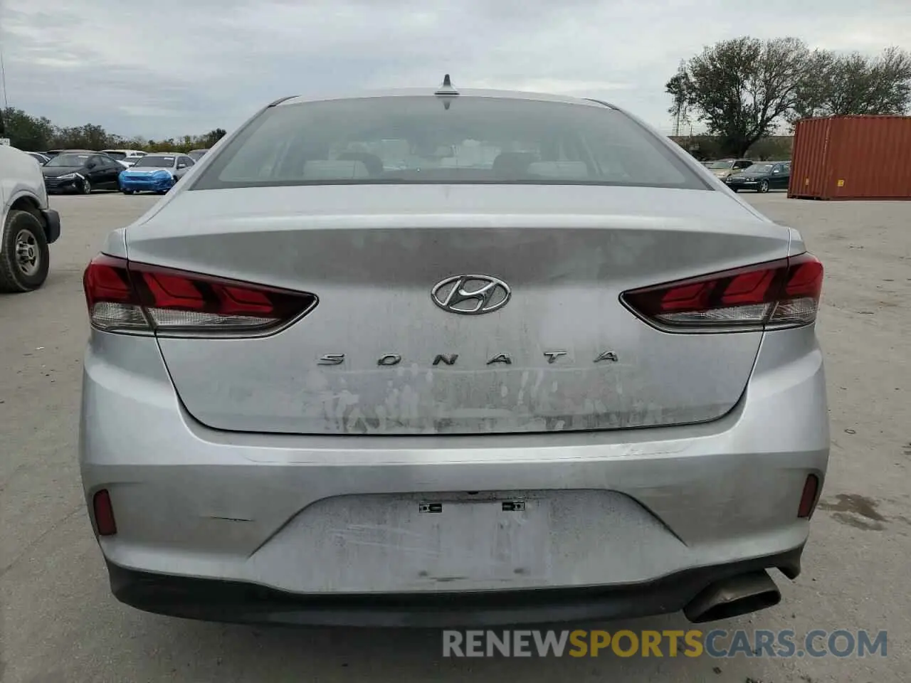 6 Photograph of a damaged car 5NPE34AF4KH789119 HYUNDAI SONATA 2019