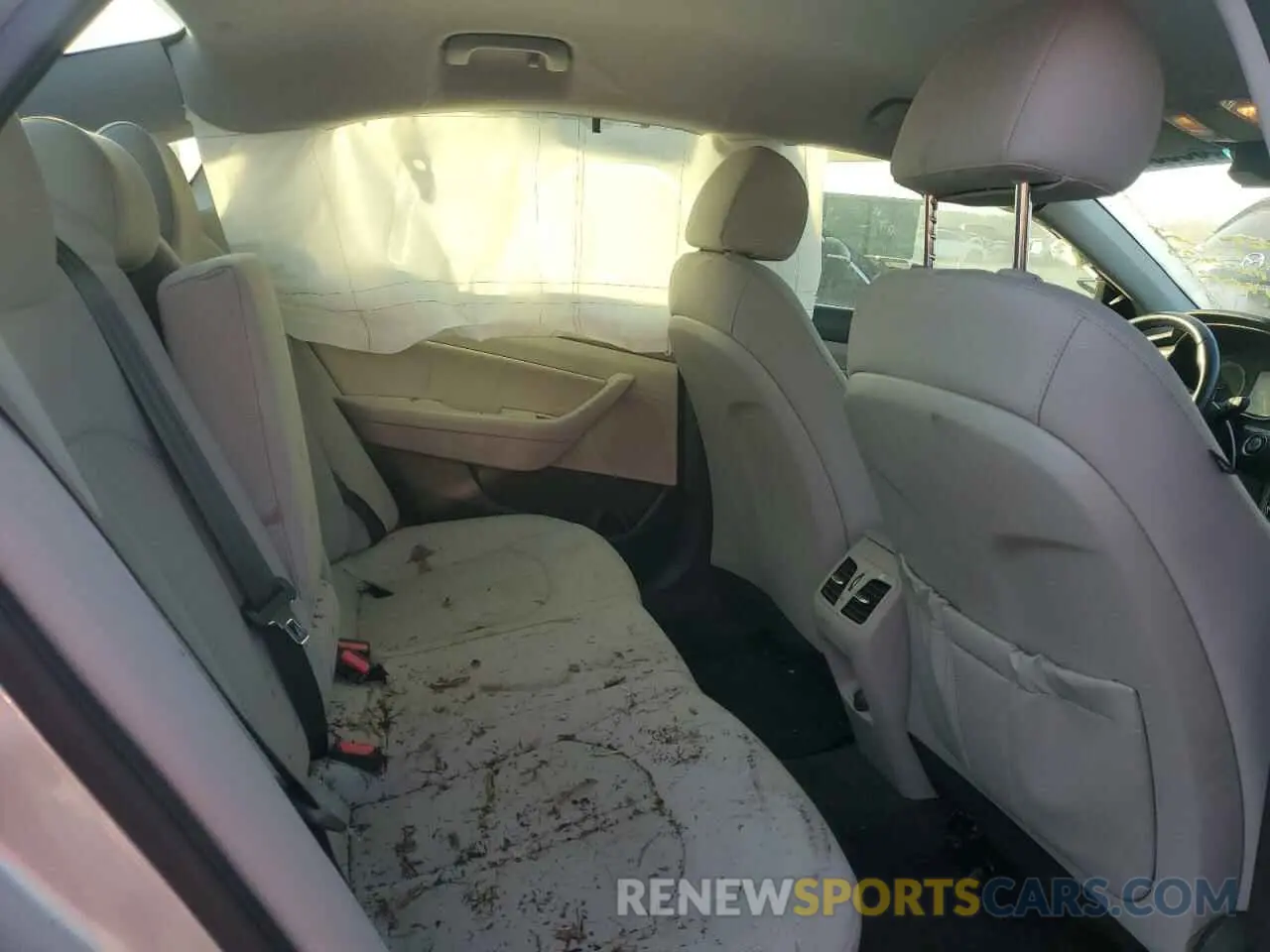 10 Photograph of a damaged car 5NPE34AF4KH793266 HYUNDAI SONATA 2019