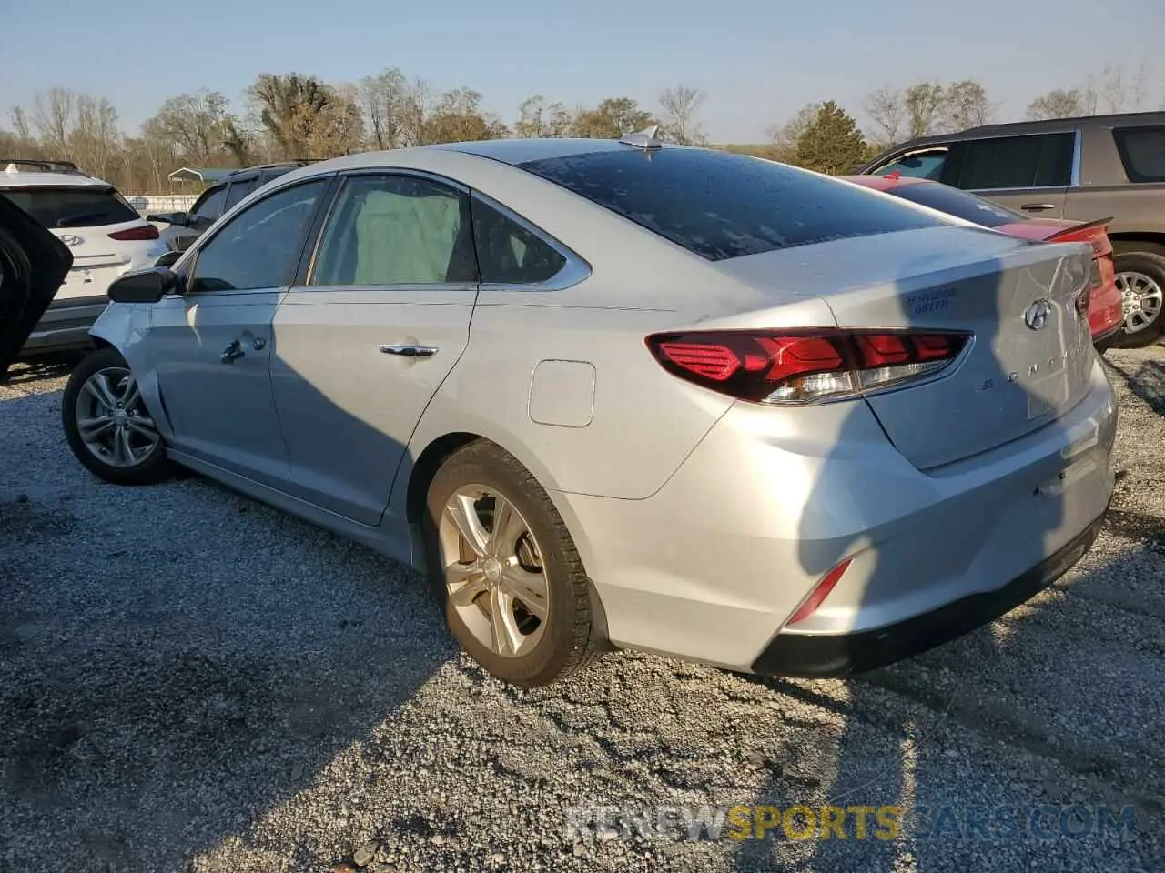 2 Photograph of a damaged car 5NPE34AF4KH793266 HYUNDAI SONATA 2019