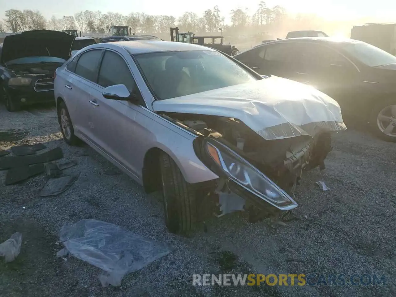 4 Photograph of a damaged car 5NPE34AF4KH793266 HYUNDAI SONATA 2019