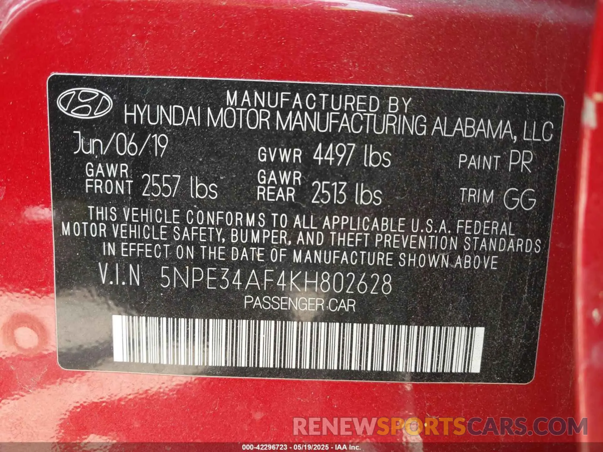9 Photograph of a damaged car 5NPE34AF4KH802628 HYUNDAI SONATA 2019