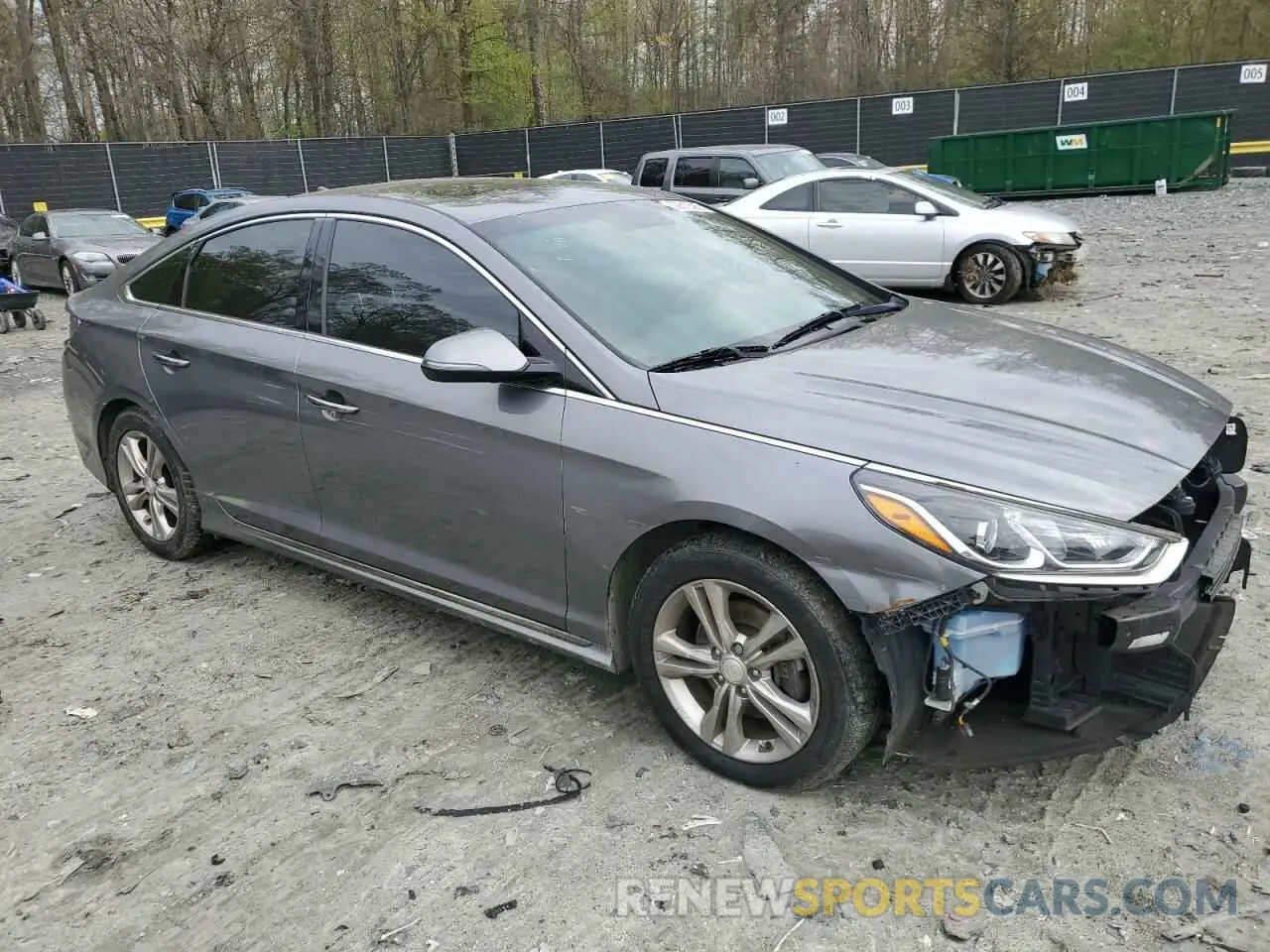 4 Photograph of a damaged car 5NPE34AF4KH816092 HYUNDAI SONATA 2019
