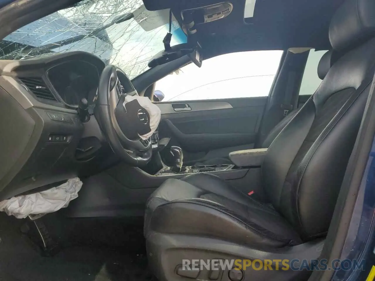 7 Photograph of a damaged car 5NPE34AF5KH731360 HYUNDAI SONATA 2019