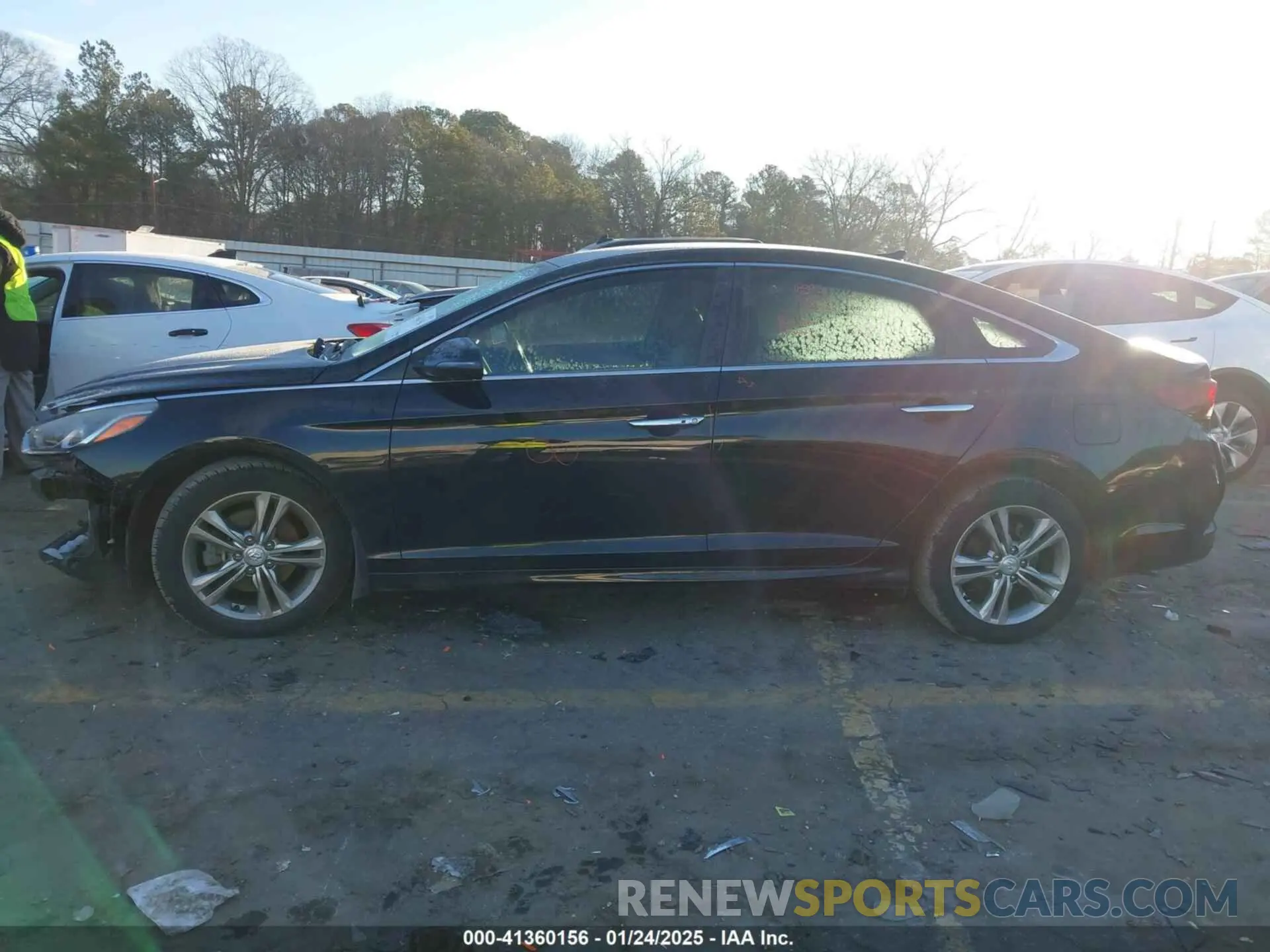 15 Photograph of a damaged car 5NPE34AF5KH742195 HYUNDAI SONATA 2019