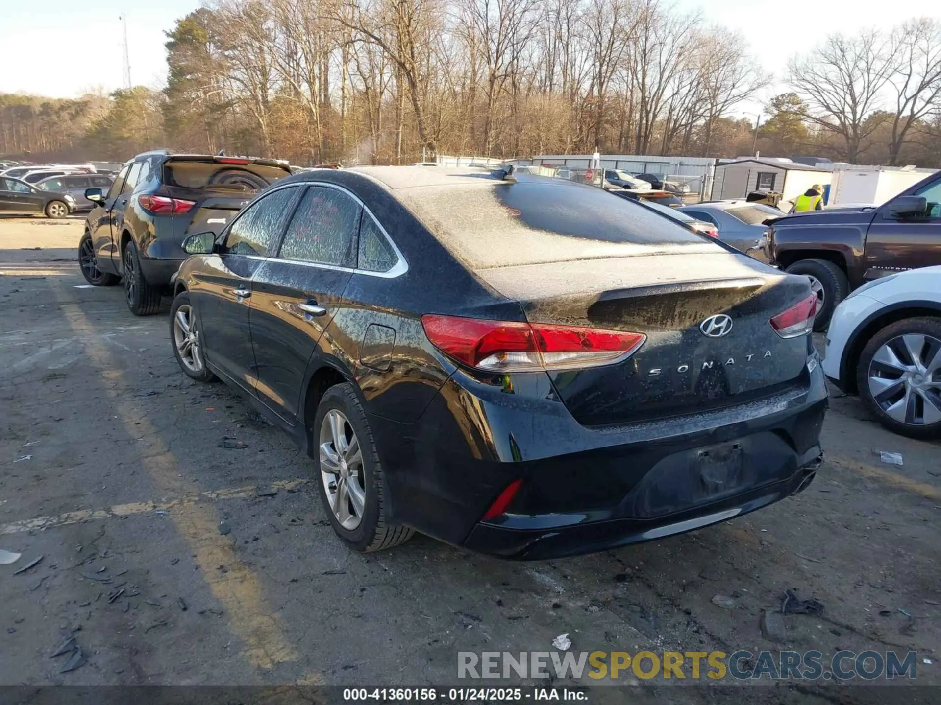 3 Photograph of a damaged car 5NPE34AF5KH742195 HYUNDAI SONATA 2019