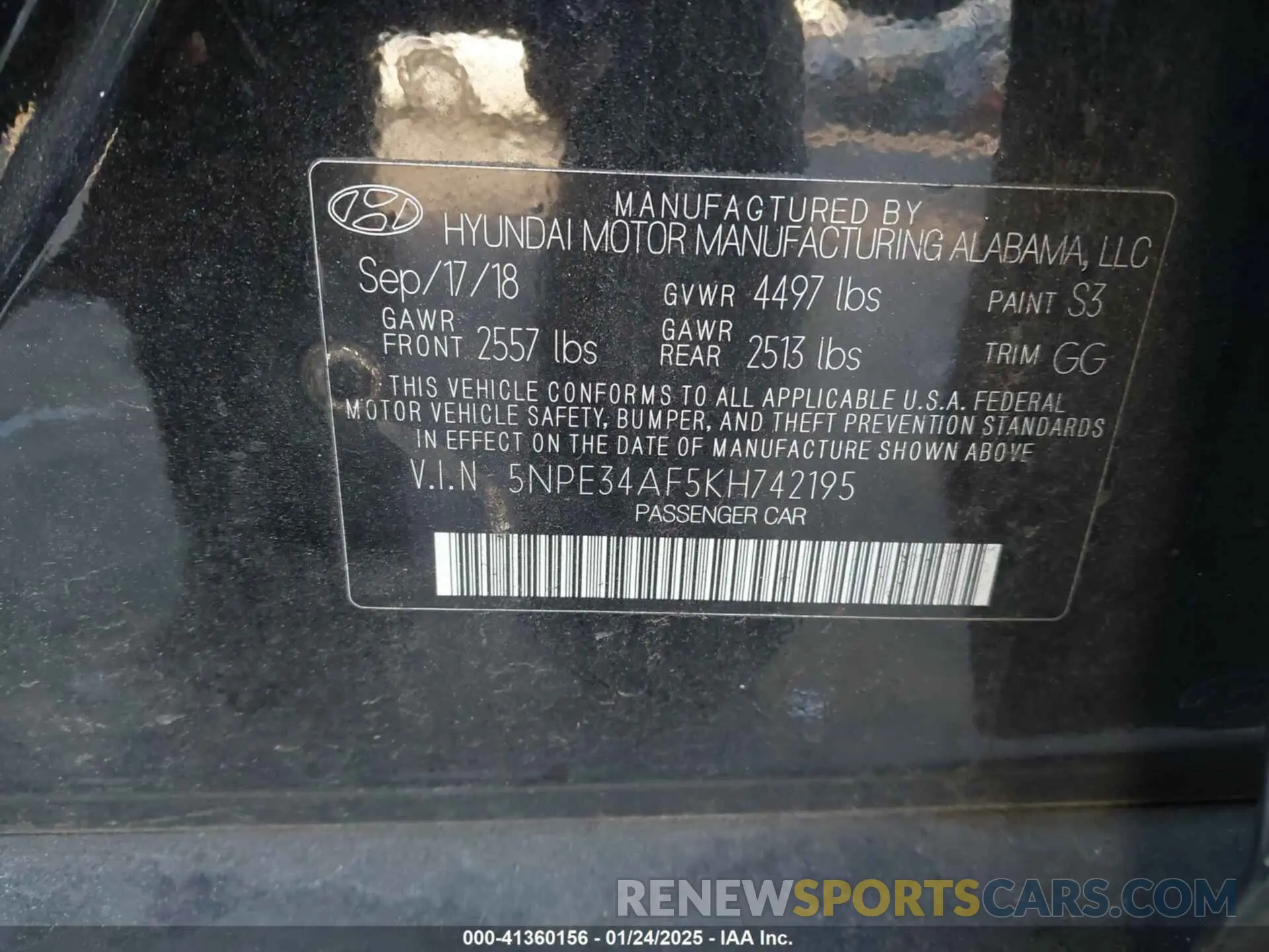 9 Photograph of a damaged car 5NPE34AF5KH742195 HYUNDAI SONATA 2019