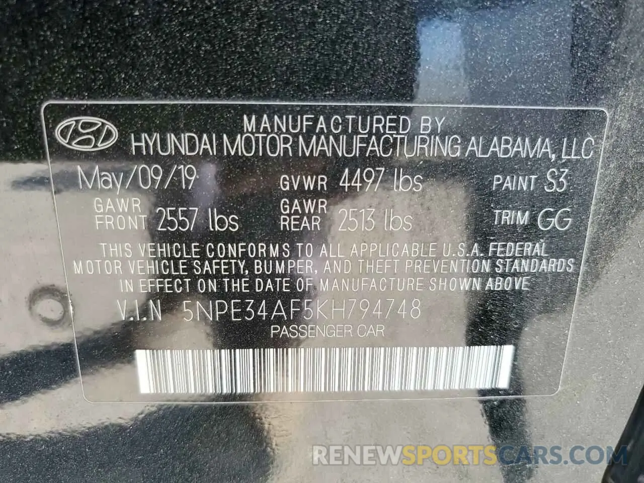 12 Photograph of a damaged car 5NPE34AF5KH794748 HYUNDAI SONATA 2019