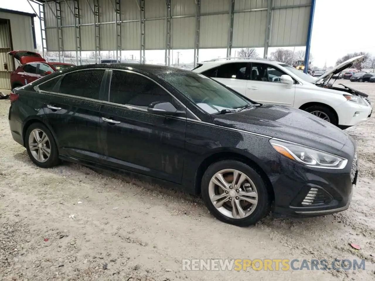 4 Photograph of a damaged car 5NPE34AF6KH732341 HYUNDAI SONATA 2019