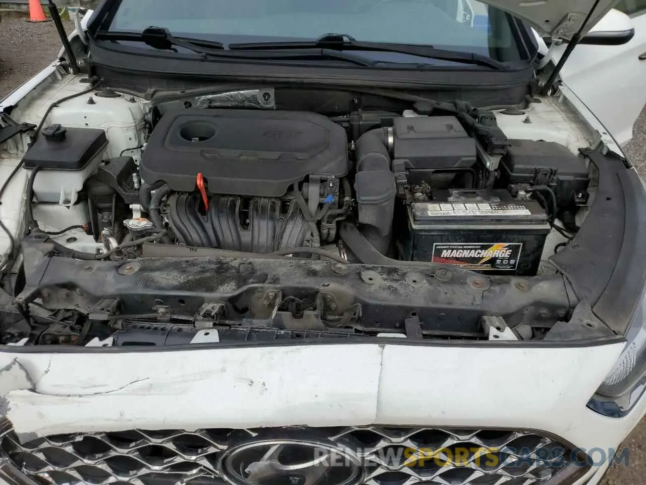 11 Photograph of a damaged car 5NPE34AF6KH747745 HYUNDAI SONATA 2019