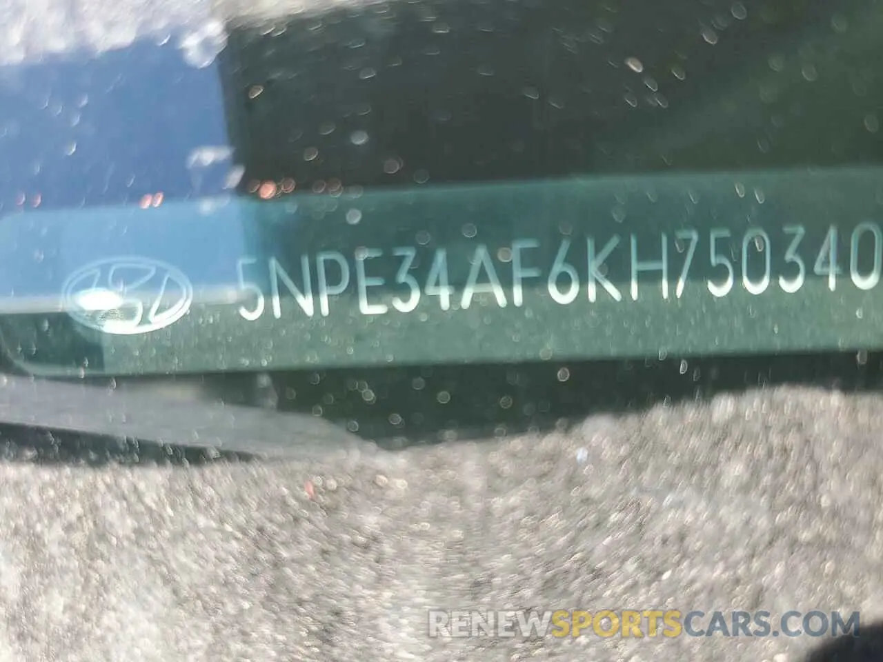 13 Photograph of a damaged car 5NPE34AF6KH750340 HYUNDAI SONATA 2019