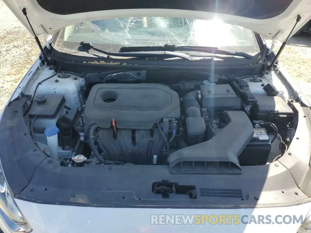 11 Photograph of a damaged car 5NPE34AF6KH753674 HYUNDAI SONATA 2019