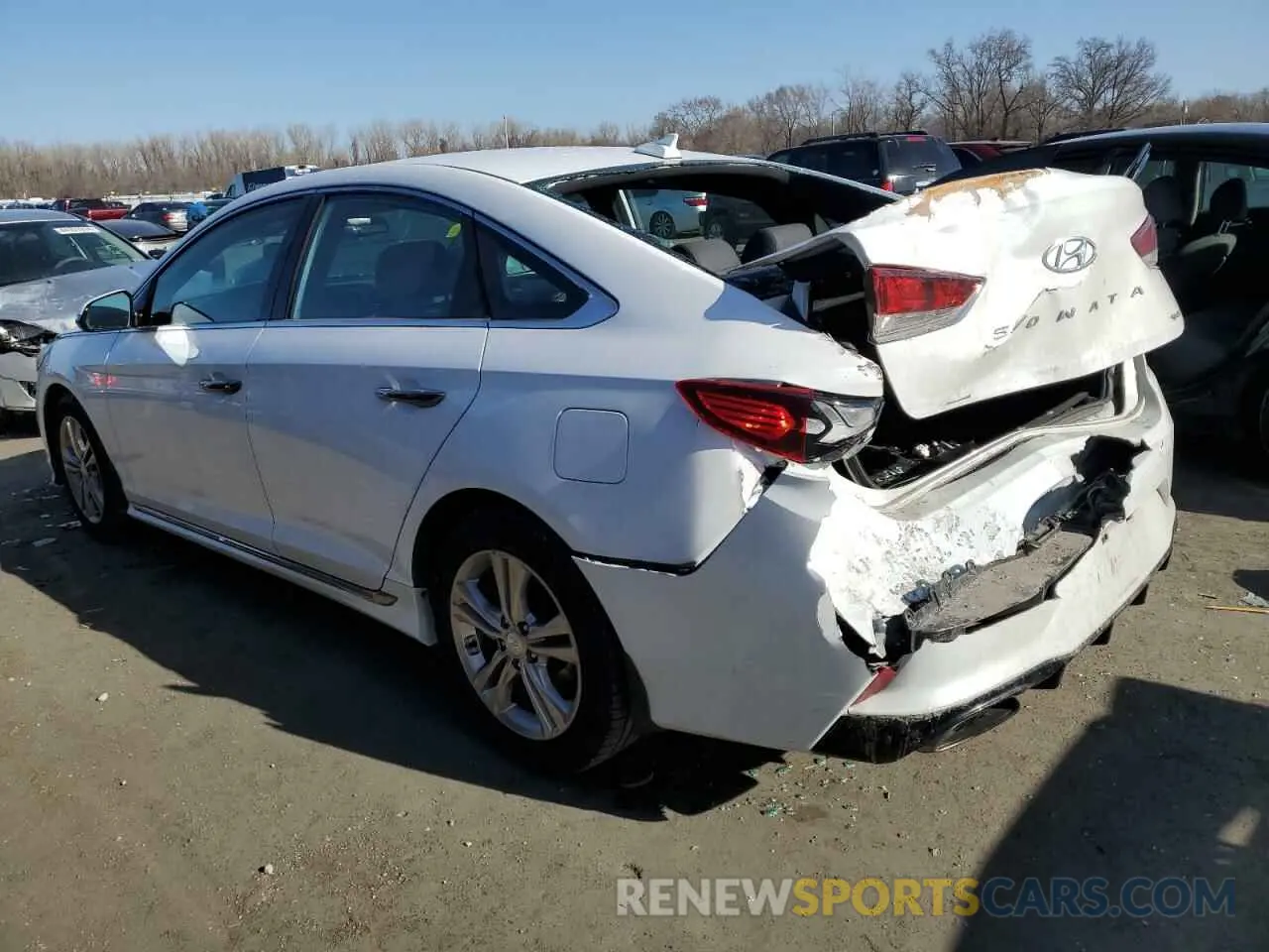 2 Photograph of a damaged car 5NPE34AF6KH783757 HYUNDAI SONATA 2019