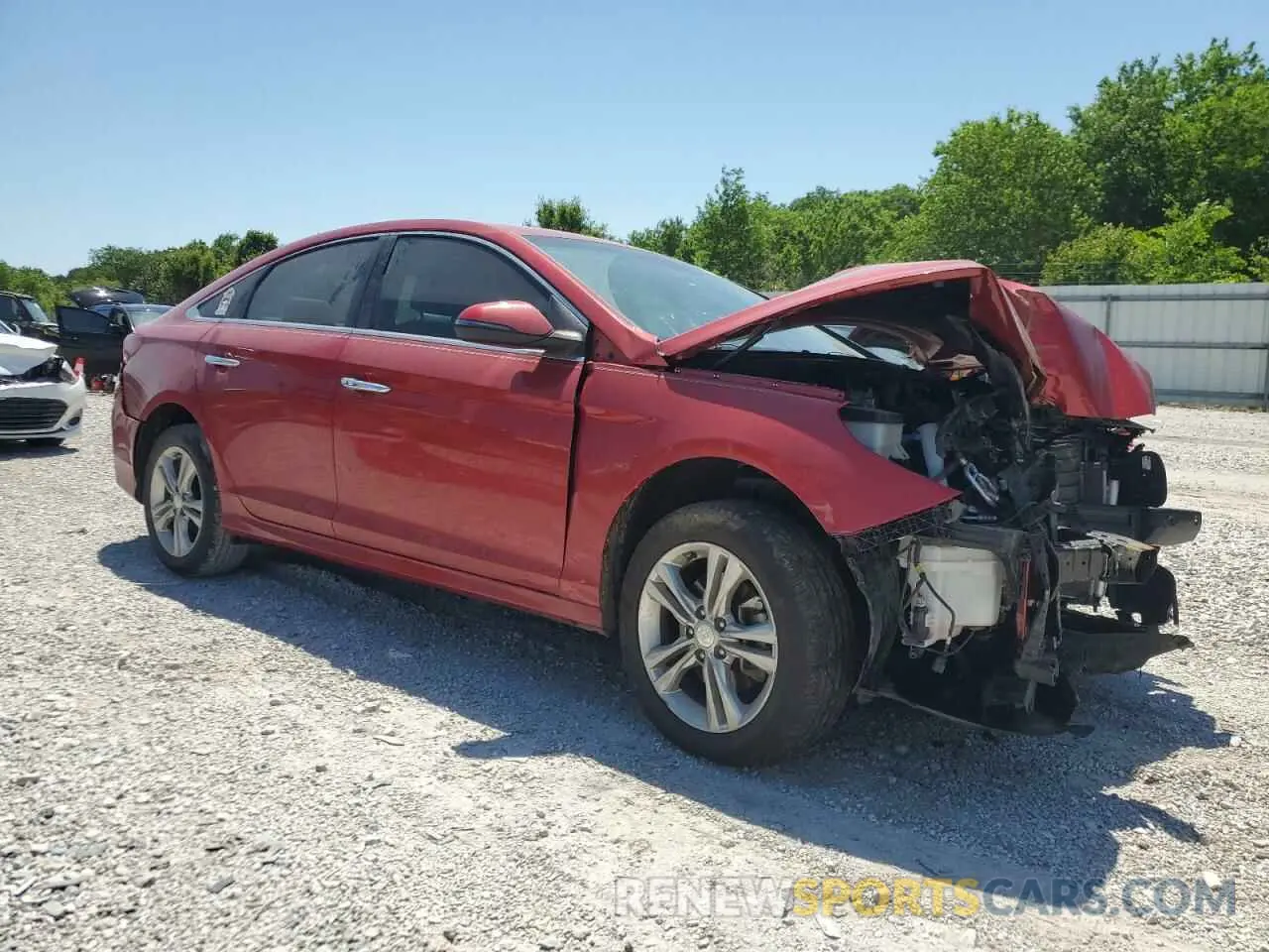 4 Photograph of a damaged car 5NPE34AF6KH789865 HYUNDAI SONATA 2019