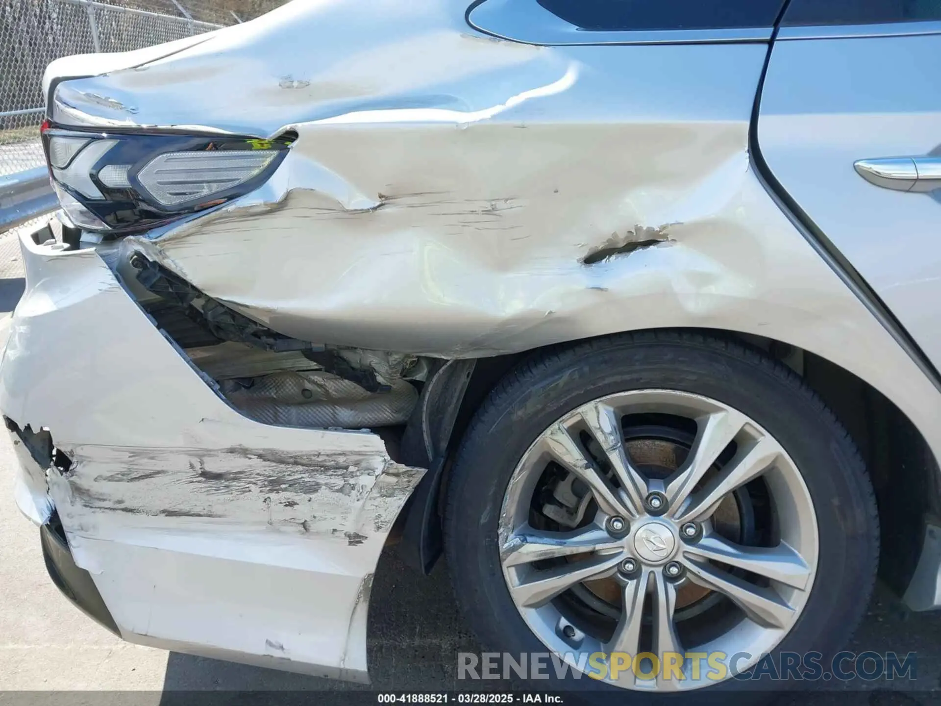 6 Photograph of a damaged car 5NPE34AF6KH793897 HYUNDAI SONATA 2019