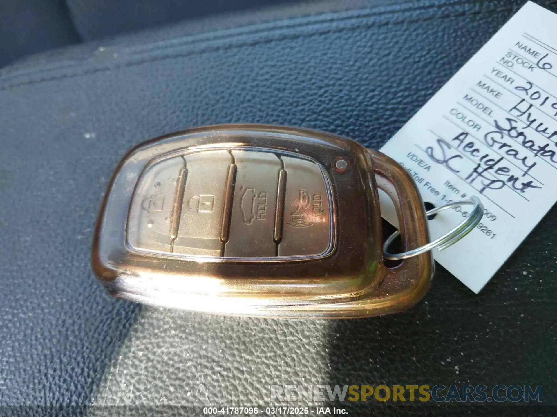 11 Photograph of a damaged car 5NPE34AF6KH814179 HYUNDAI SONATA 2019