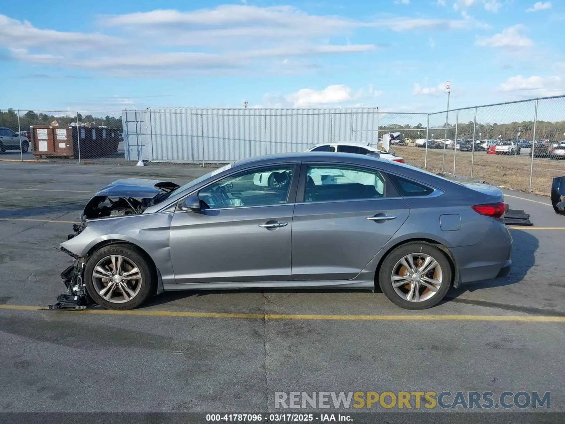 14 Photograph of a damaged car 5NPE34AF6KH814179 HYUNDAI SONATA 2019