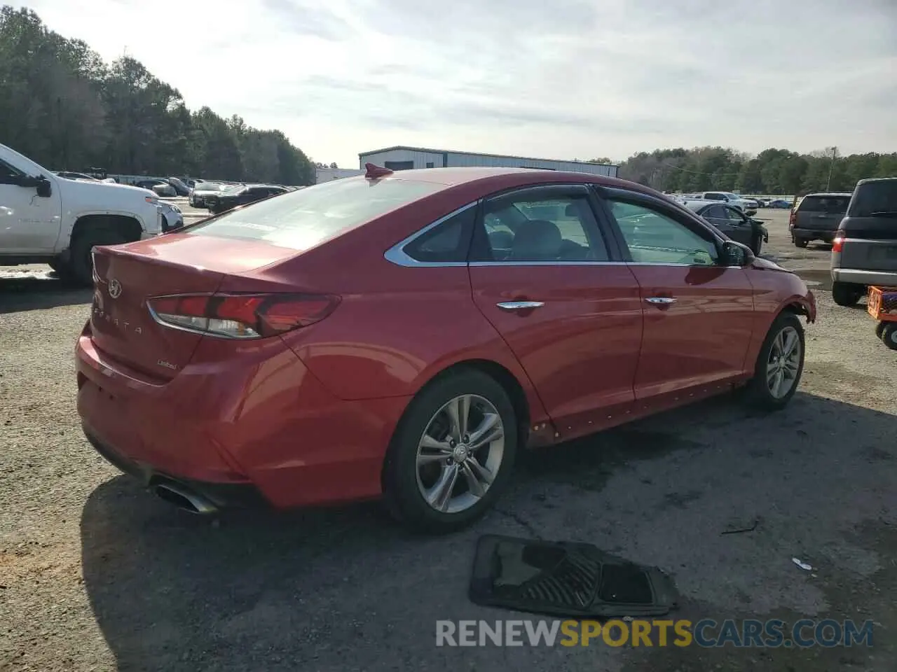 3 Photograph of a damaged car 5NPE34AF7KH750539 HYUNDAI SONATA 2019