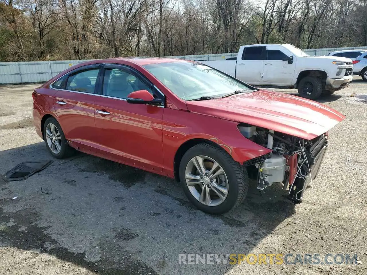 4 Photograph of a damaged car 5NPE34AF7KH750539 HYUNDAI SONATA 2019