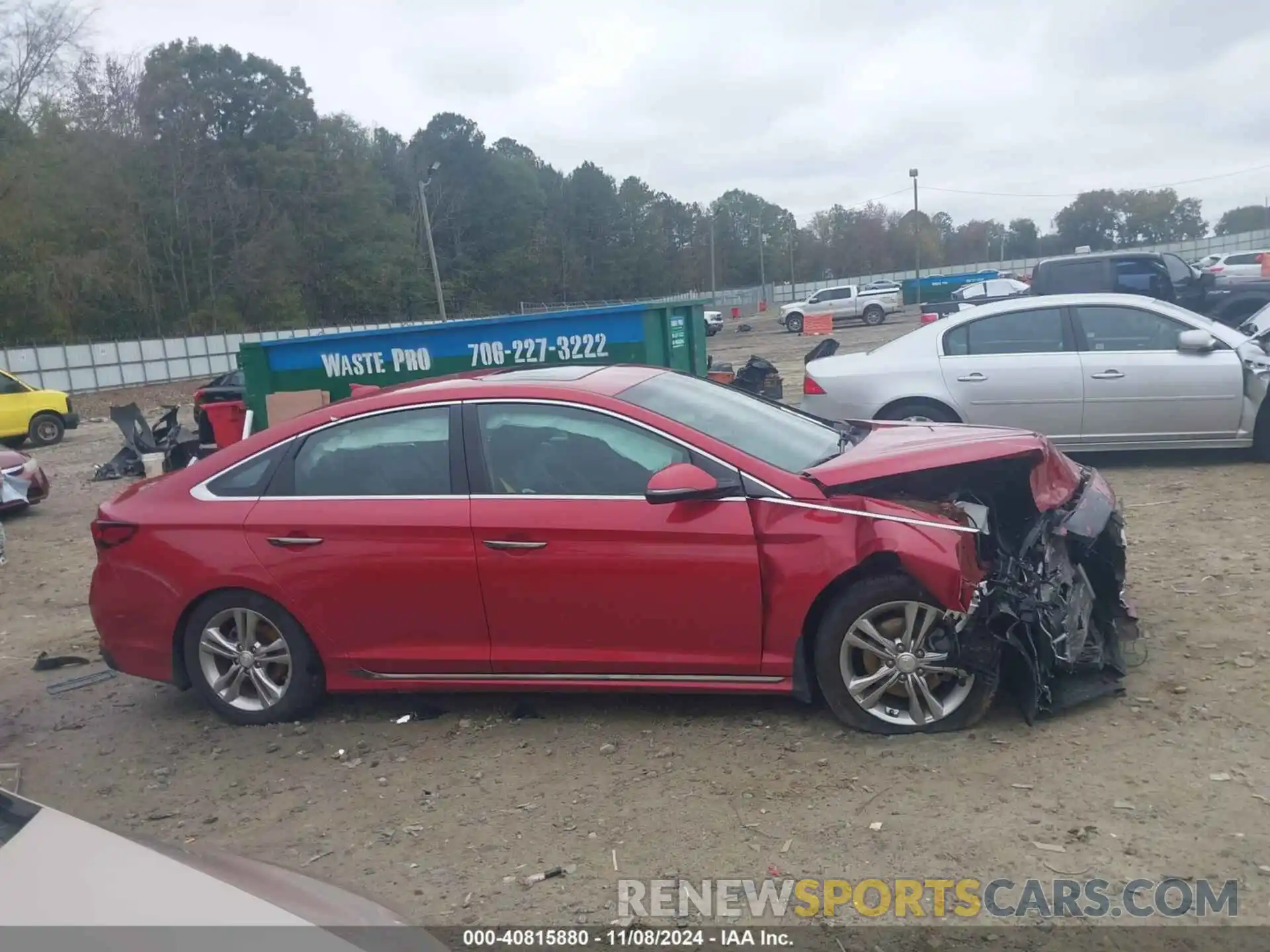 12 Photograph of a damaged car 5NPE34AF7KH808312 HYUNDAI SONATA 2019