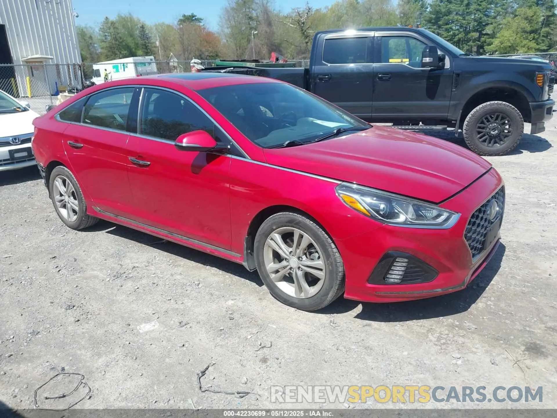 1 Photograph of a damaged car 5NPE34AF8KH733278 HYUNDAI SONATA 2019