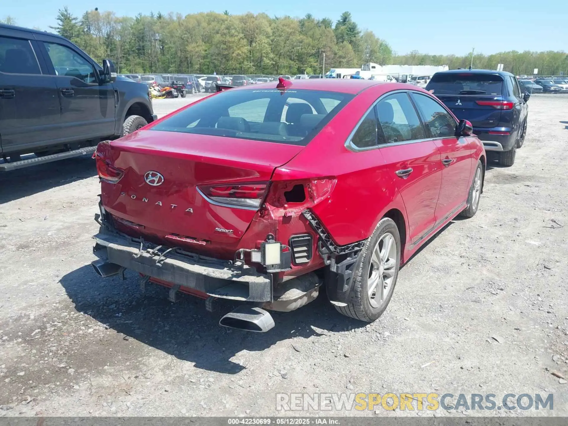 6 Photograph of a damaged car 5NPE34AF8KH733278 HYUNDAI SONATA 2019