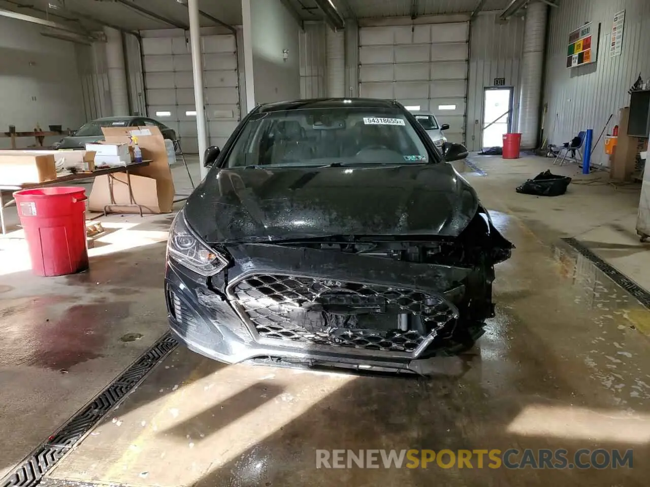 5 Photograph of a damaged car 5NPE34AF8KH735760 HYUNDAI SONATA 2019