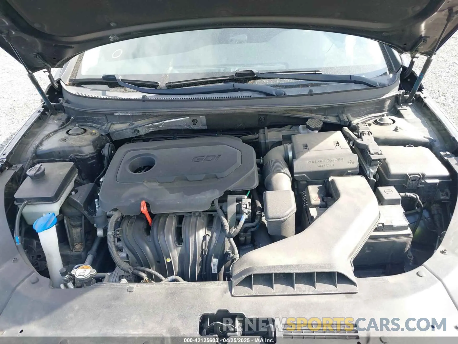 10 Photograph of a damaged car 5NPE34AF8KH739419 HYUNDAI SONATA 2019