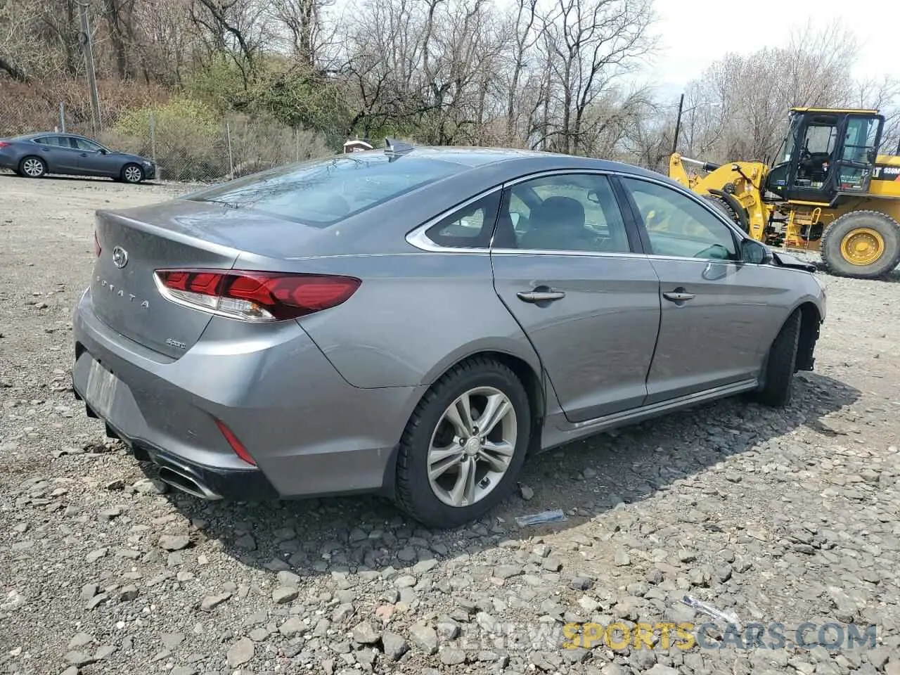 3 Photograph of a damaged car 5NPE34AF8KH758858 HYUNDAI SONATA 2019