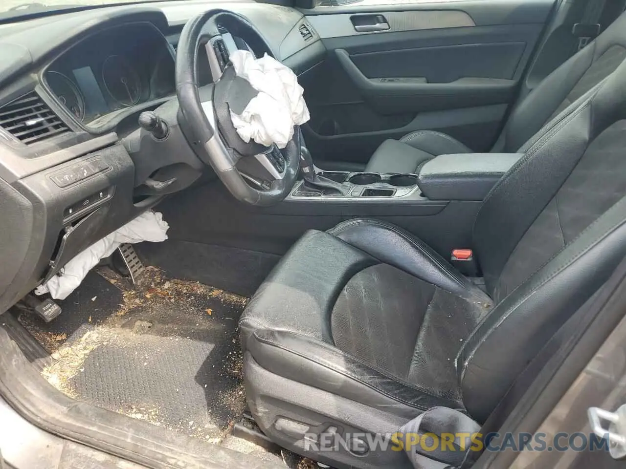 7 Photograph of a damaged car 5NPE34AF8KH758858 HYUNDAI SONATA 2019