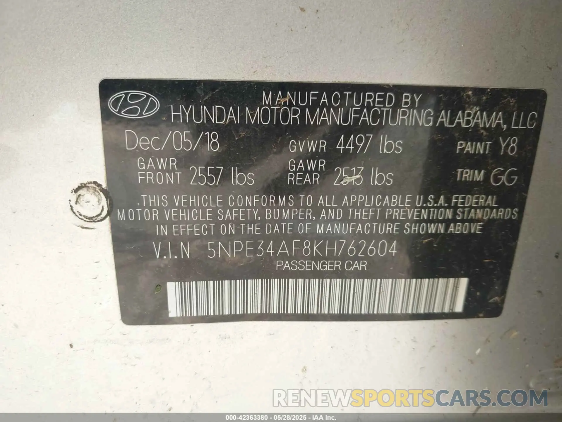 9 Photograph of a damaged car 5NPE34AF8KH762604 HYUNDAI SONATA 2019
