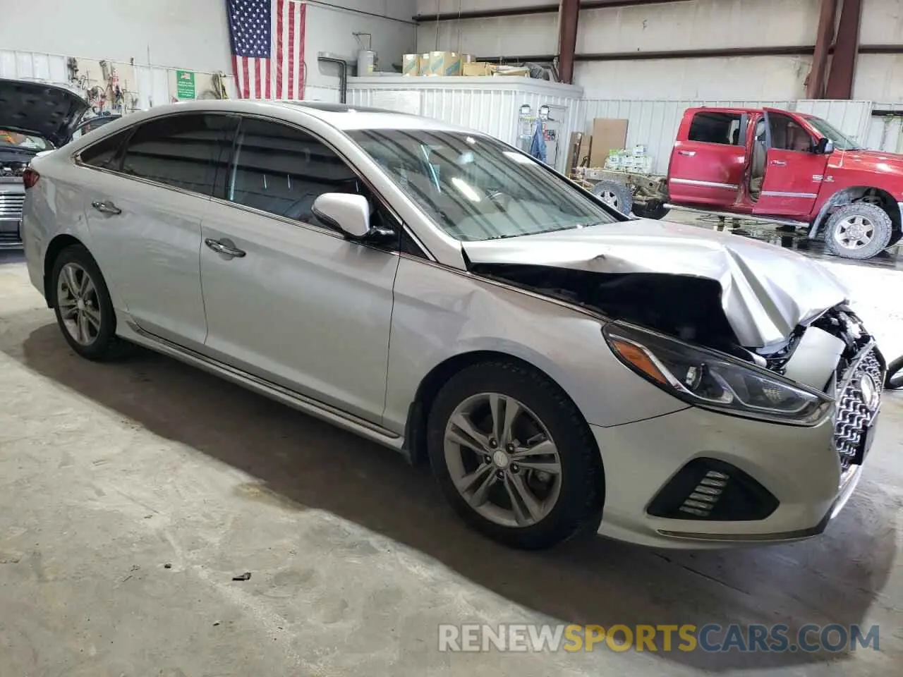 4 Photograph of a damaged car 5NPE34AF8KH763137 HYUNDAI SONATA 2019