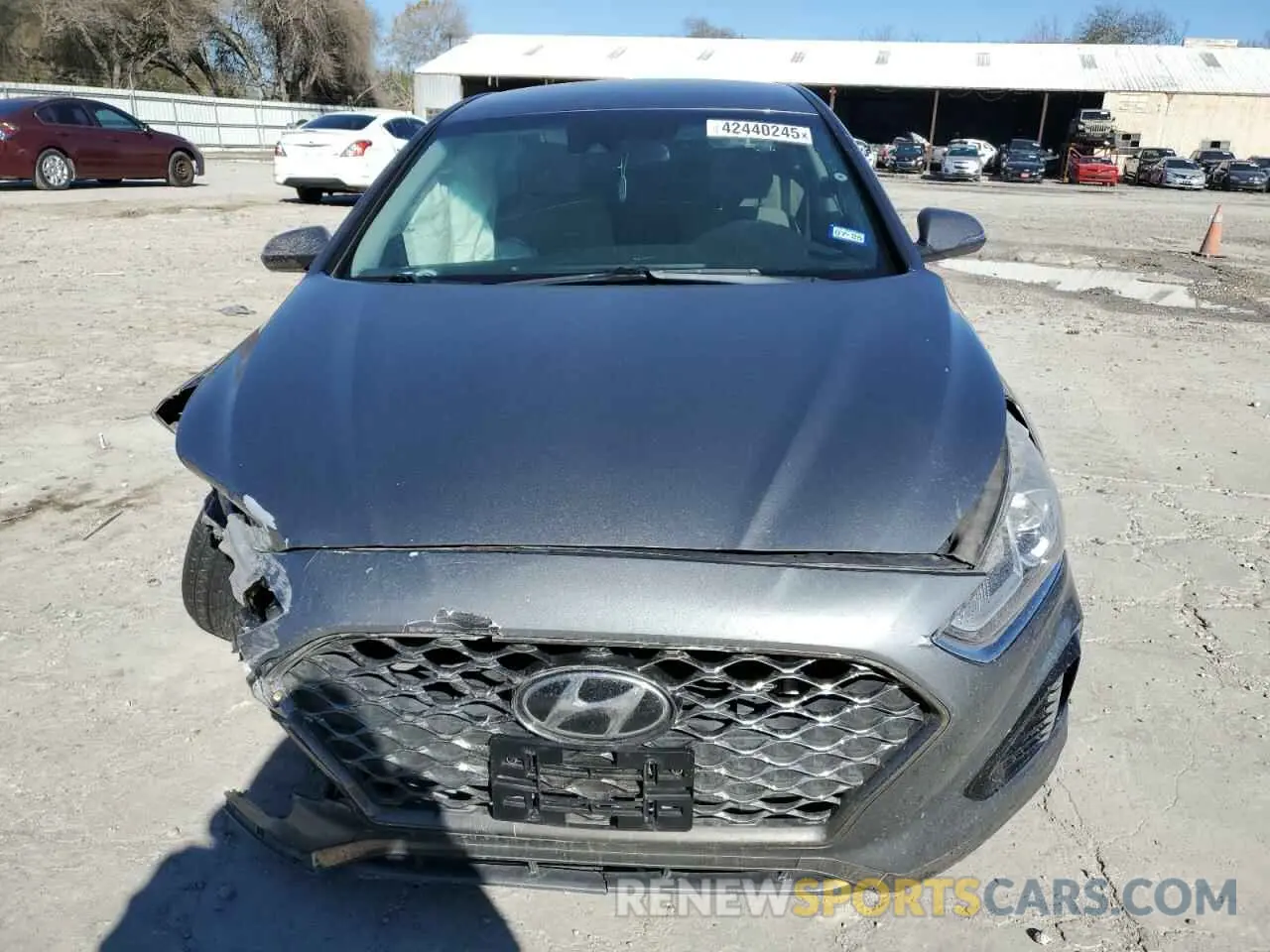 5 Photograph of a damaged car 5NPE34AF8KH794260 HYUNDAI SONATA 2019