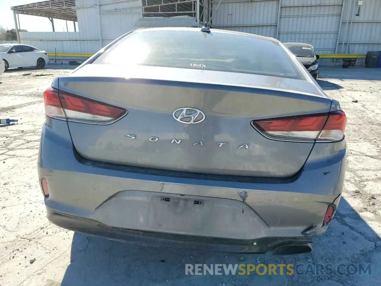 6 Photograph of a damaged car 5NPE34AF8KH794260 HYUNDAI SONATA 2019