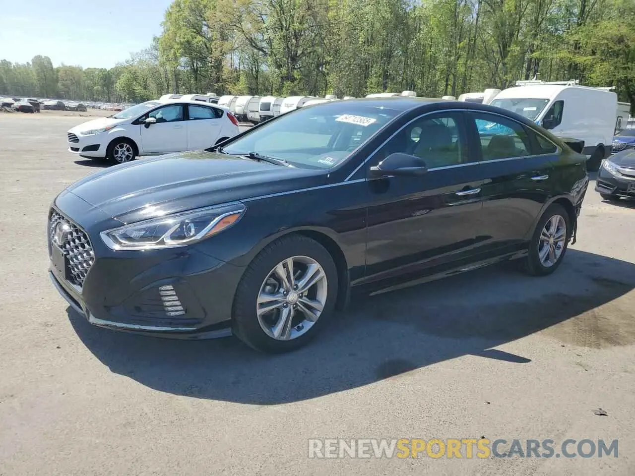 1 Photograph of a damaged car 5NPE34AF8KH802017 HYUNDAI SONATA 2019
