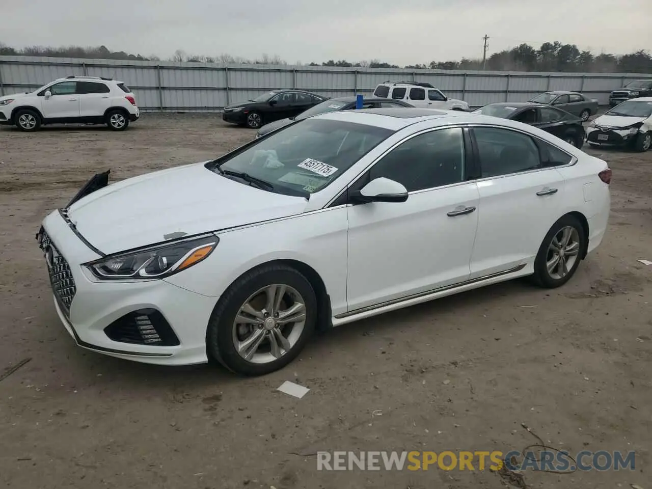 1 Photograph of a damaged car 5NPE34AF9KH758190 HYUNDAI SONATA 2019