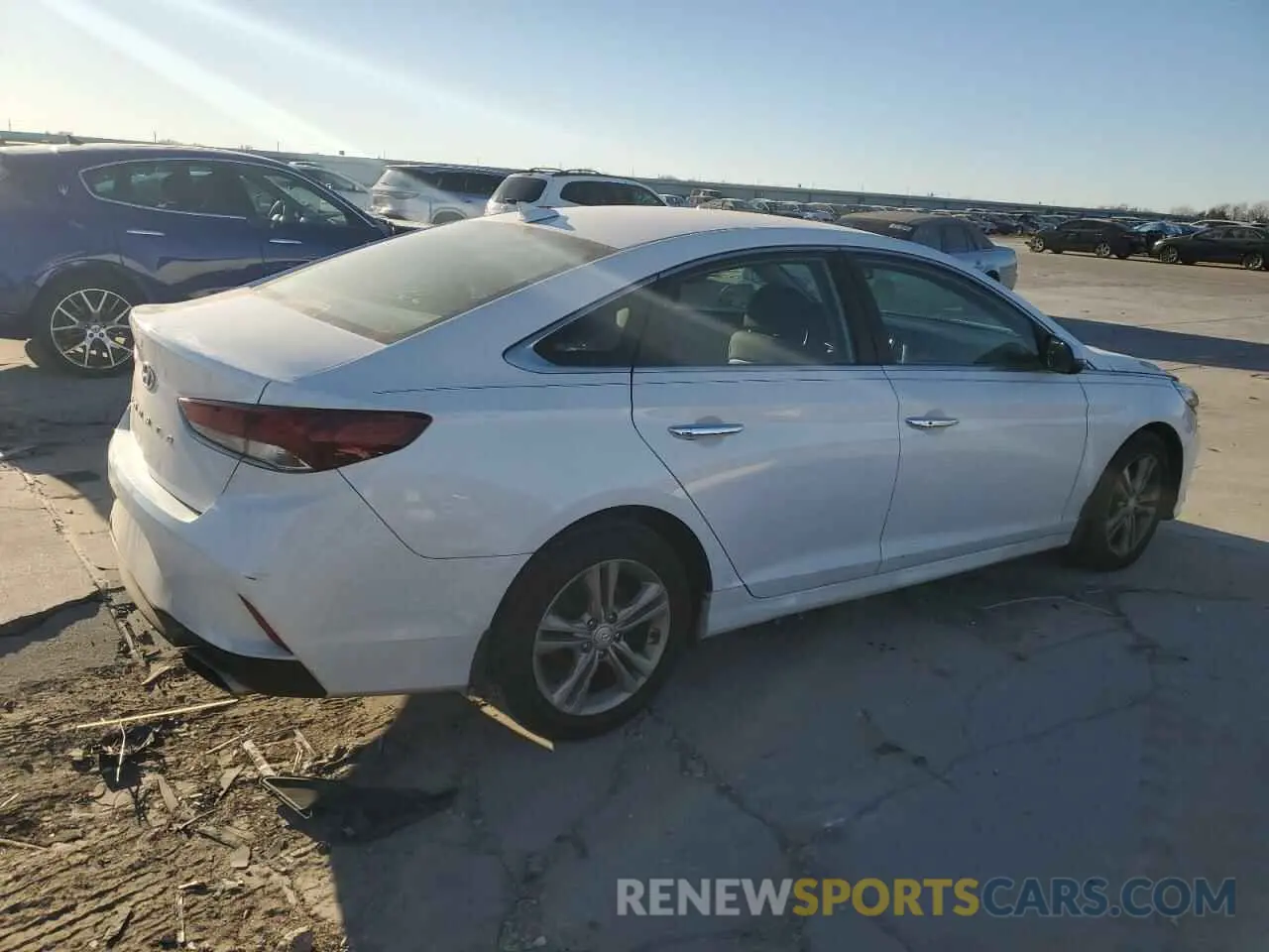 3 Photograph of a damaged car 5NPE34AF9KH770971 HYUNDAI SONATA 2019