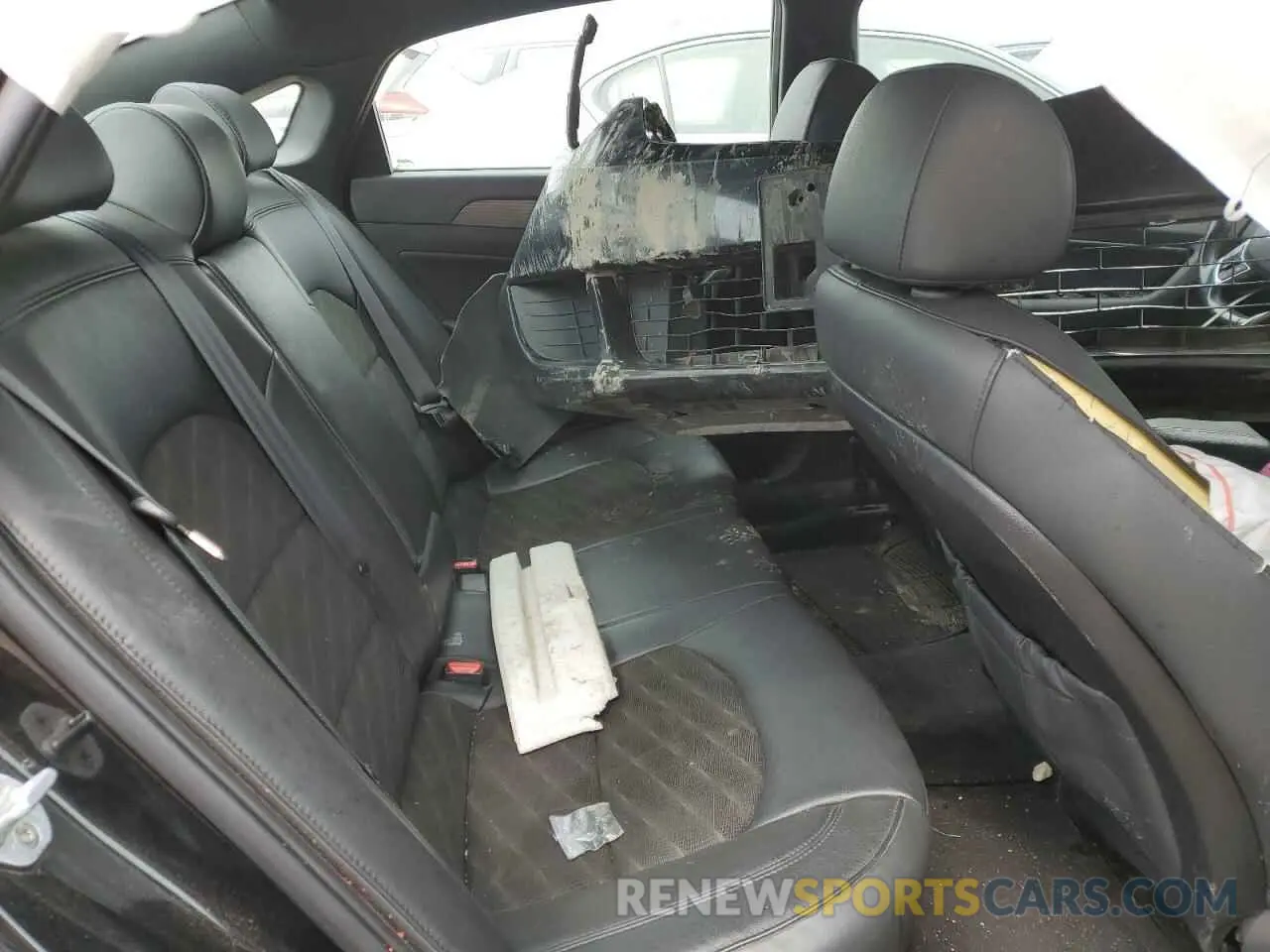 10 Photograph of a damaged car 5NPE34AF9KH785065 HYUNDAI SONATA 2019