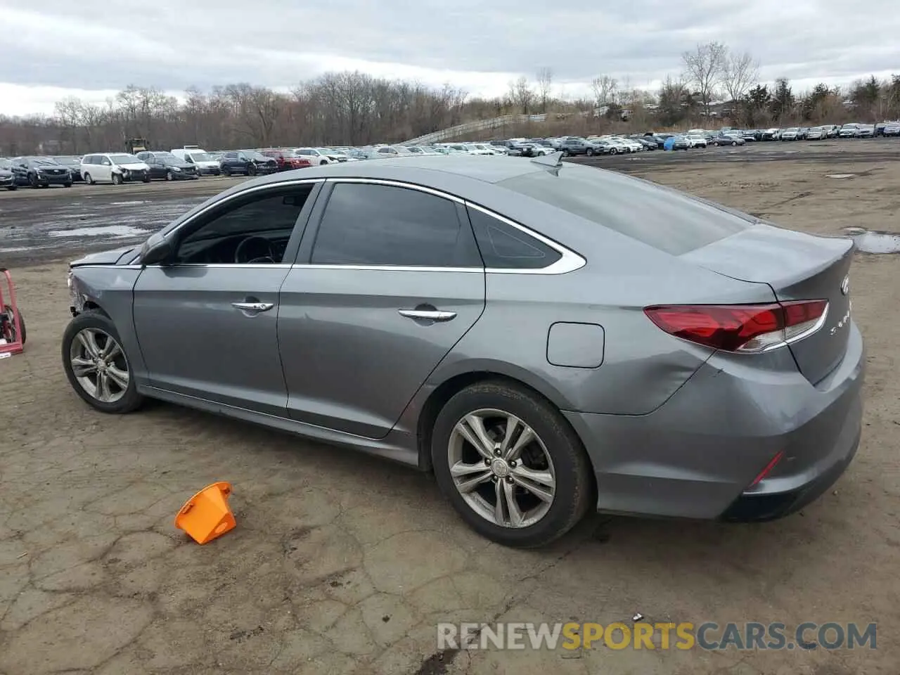 2 Photograph of a damaged car 5NPE34AF9KH795563 HYUNDAI SONATA 2019